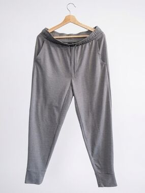 LOLE Men's M Gray Jogger Sweatpants Comfortable Everyday Wear Athleisure Casual